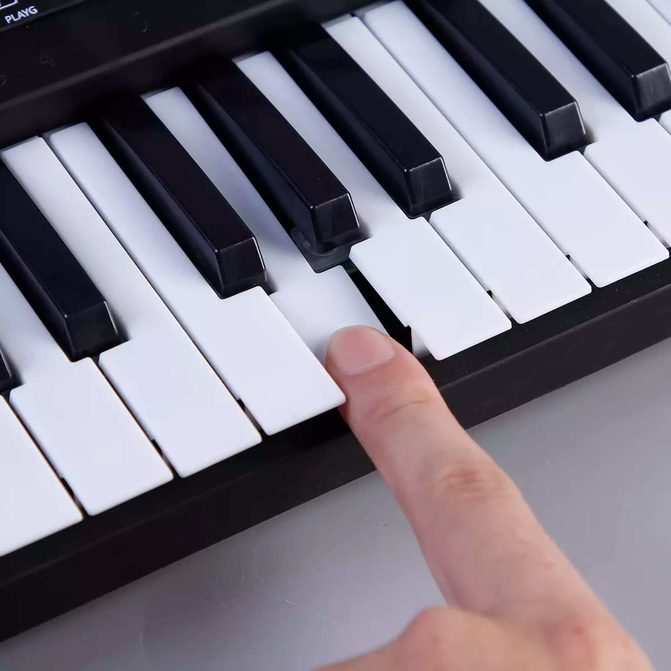 [ CHÍNH HÃNG PIANO ] Mua Đàn piano giá rẻ 61 phím Tặng Míc Đàn Kỹ Thuật Số Âm Cực Hay - Đàn Có Mic Có Nguần Bé học đàn tại nhà phát triển tay trí não thuộc bàn phím BH 1 Năm Shop BBQ1
