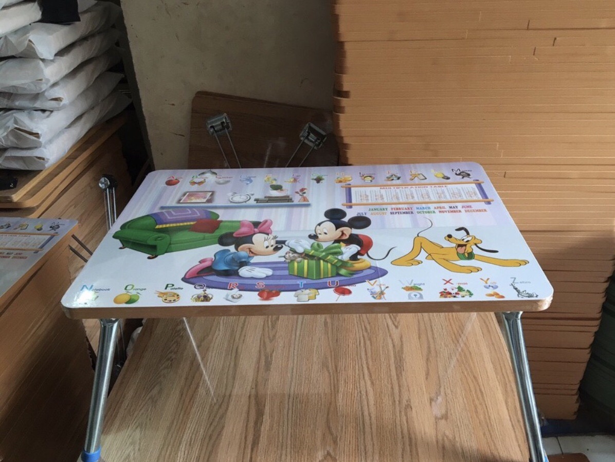 [HCM]Bàn Hình Chân xếp (40*60)