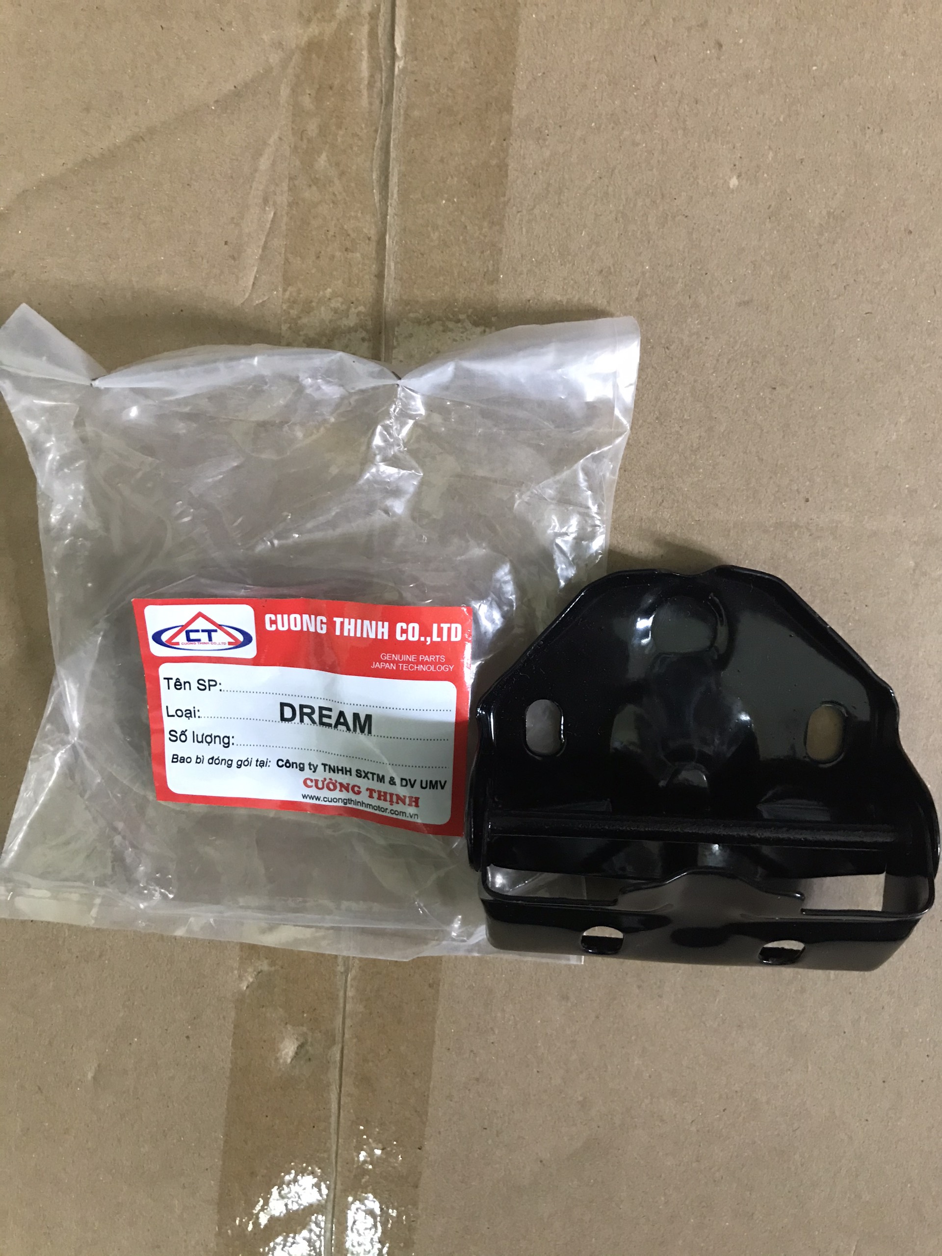 Bản lề yên xe Dream cường thịnh