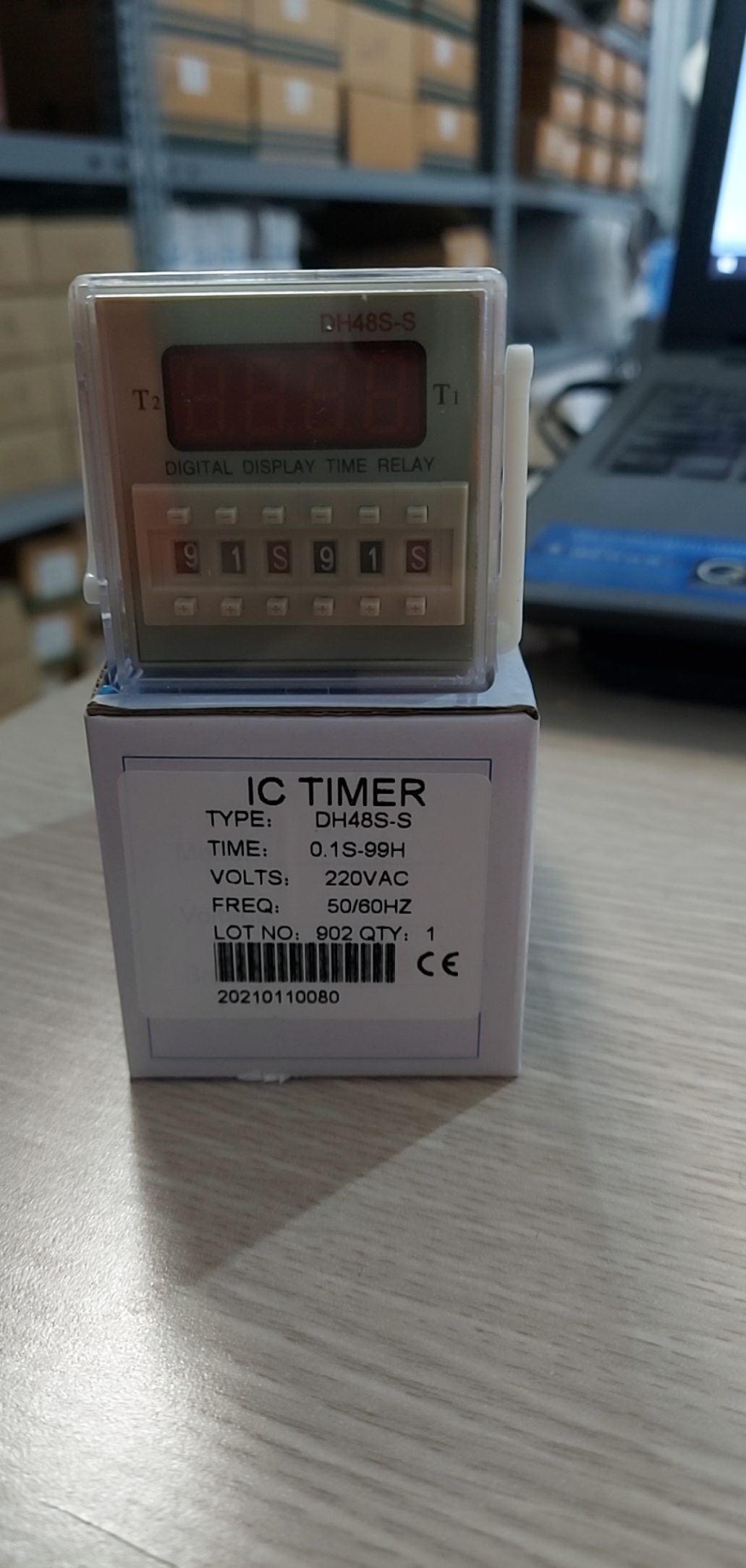 Rơle thời gian (Timer) Omron DH48S-S (bao gồm cả đế)