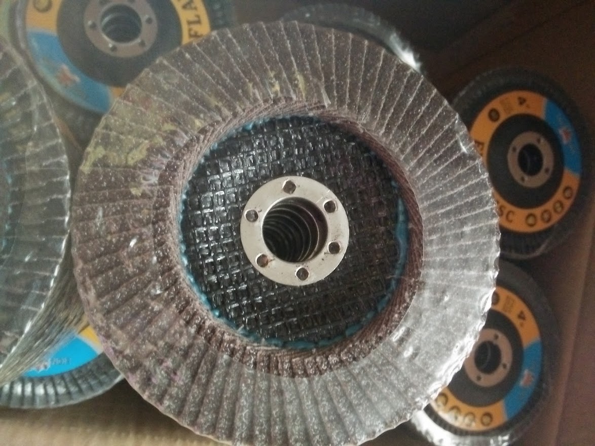 Bộ 10 nhám xếp đen cát 40