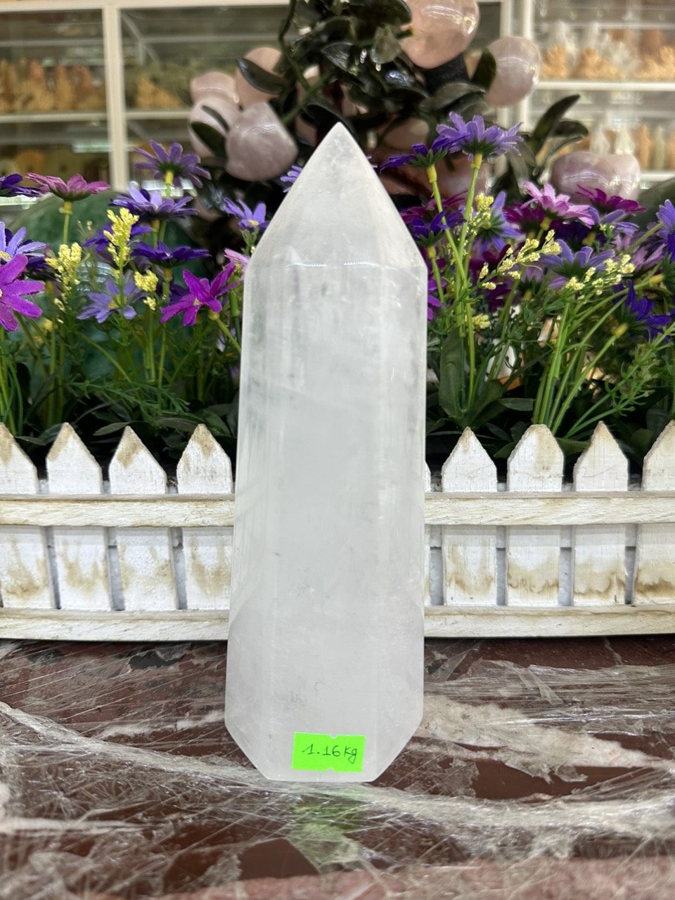 Trụ đá phong thủy trấn trạch đá thạch anh trắng