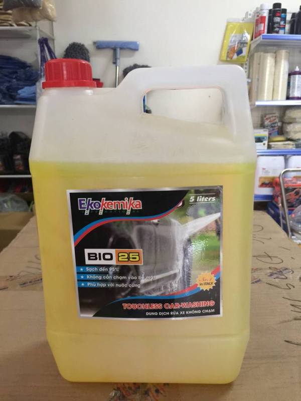 Dung dịch rửa xe không chạm Bio25 5L