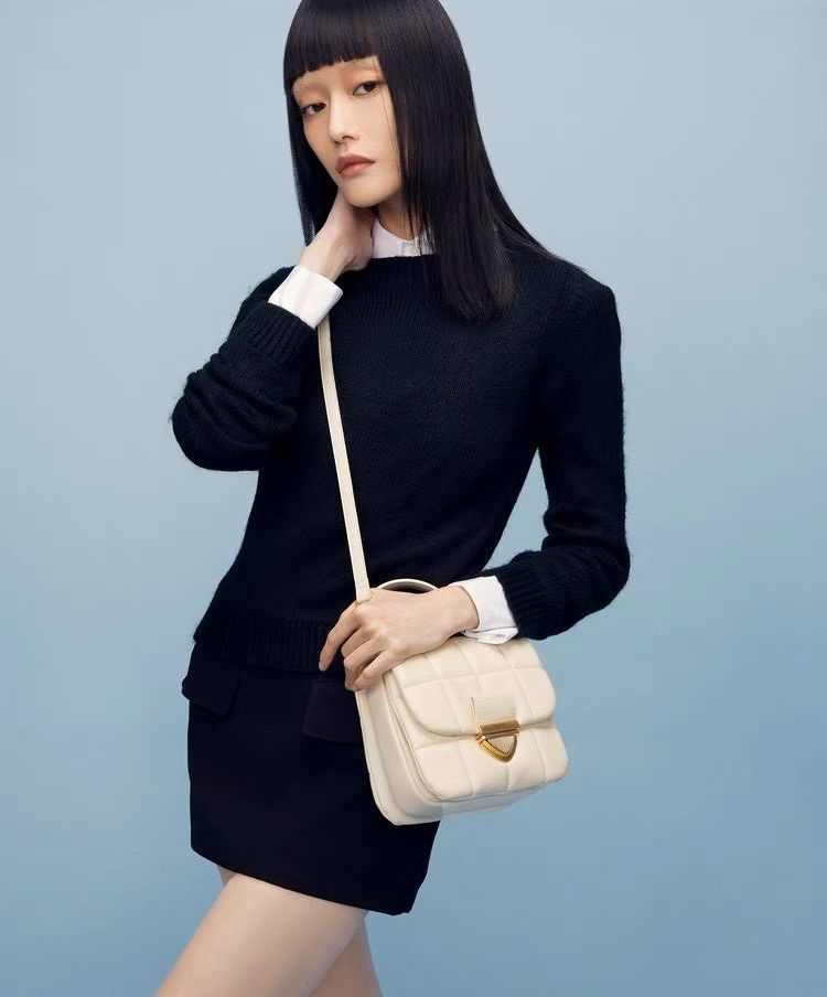 (Auth Tuồn Chính Hãng) Túi Xách Nữ PRO Trần Ô Da Mịn Size 17cm