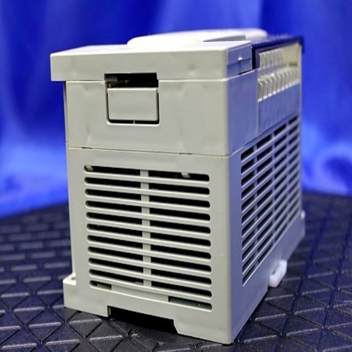 FX2N-16MT Bộ điều khiển PLC Mitsubishi