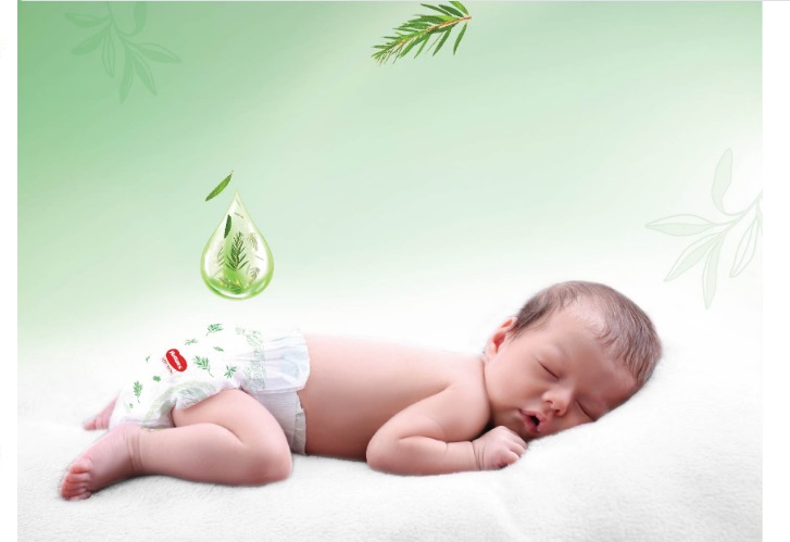 Tã dán Huggies size S80+2M (82 miếng) cho bé sơ sinh từ 4-8kg