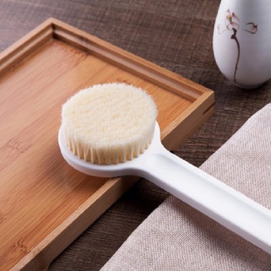 Cọ lưng muji xuất nhật ( kèm hộp )