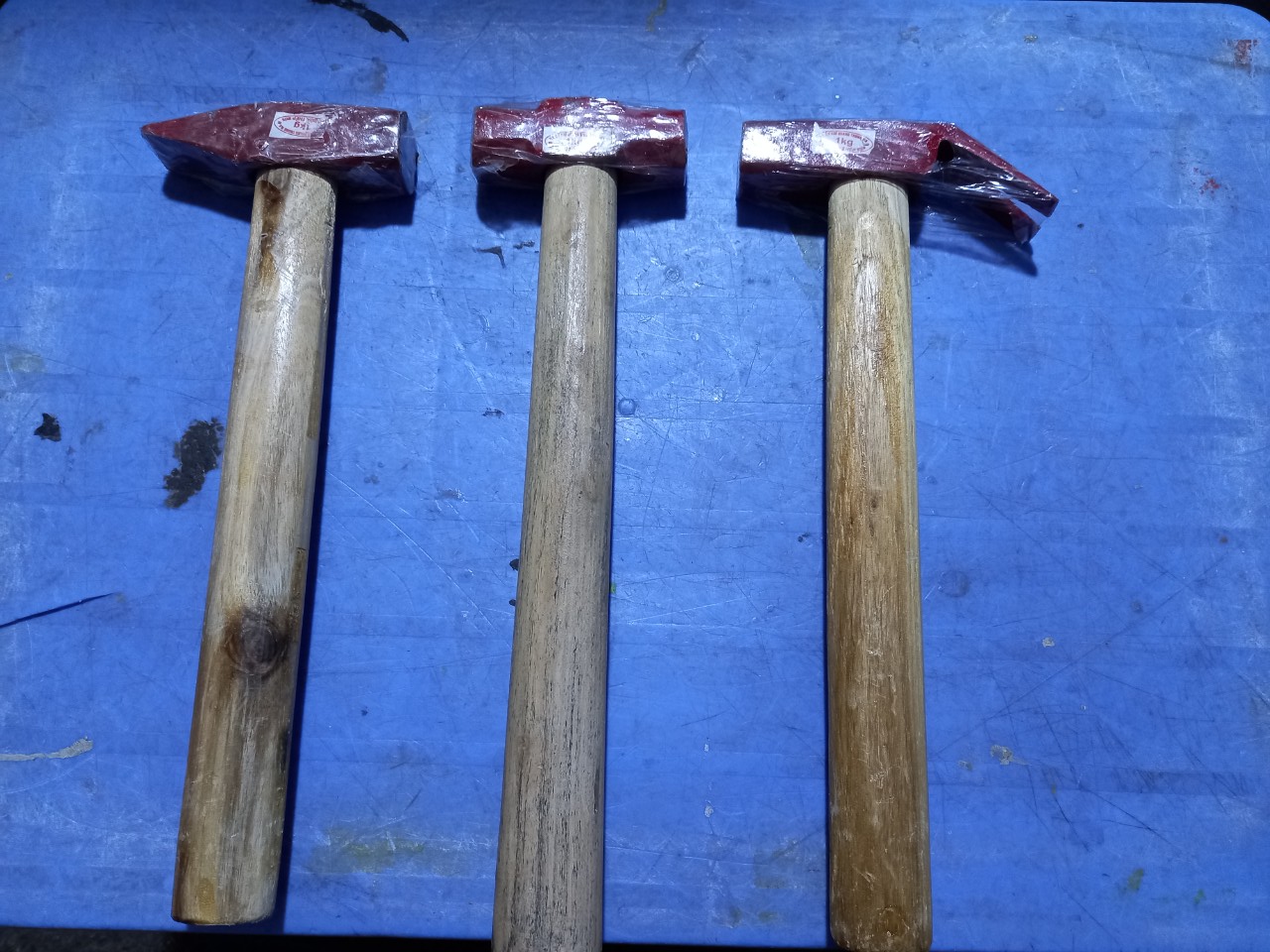 Búa Đóng Đinh Cán Gỗ có nhiều mẩu ( 600 gr)