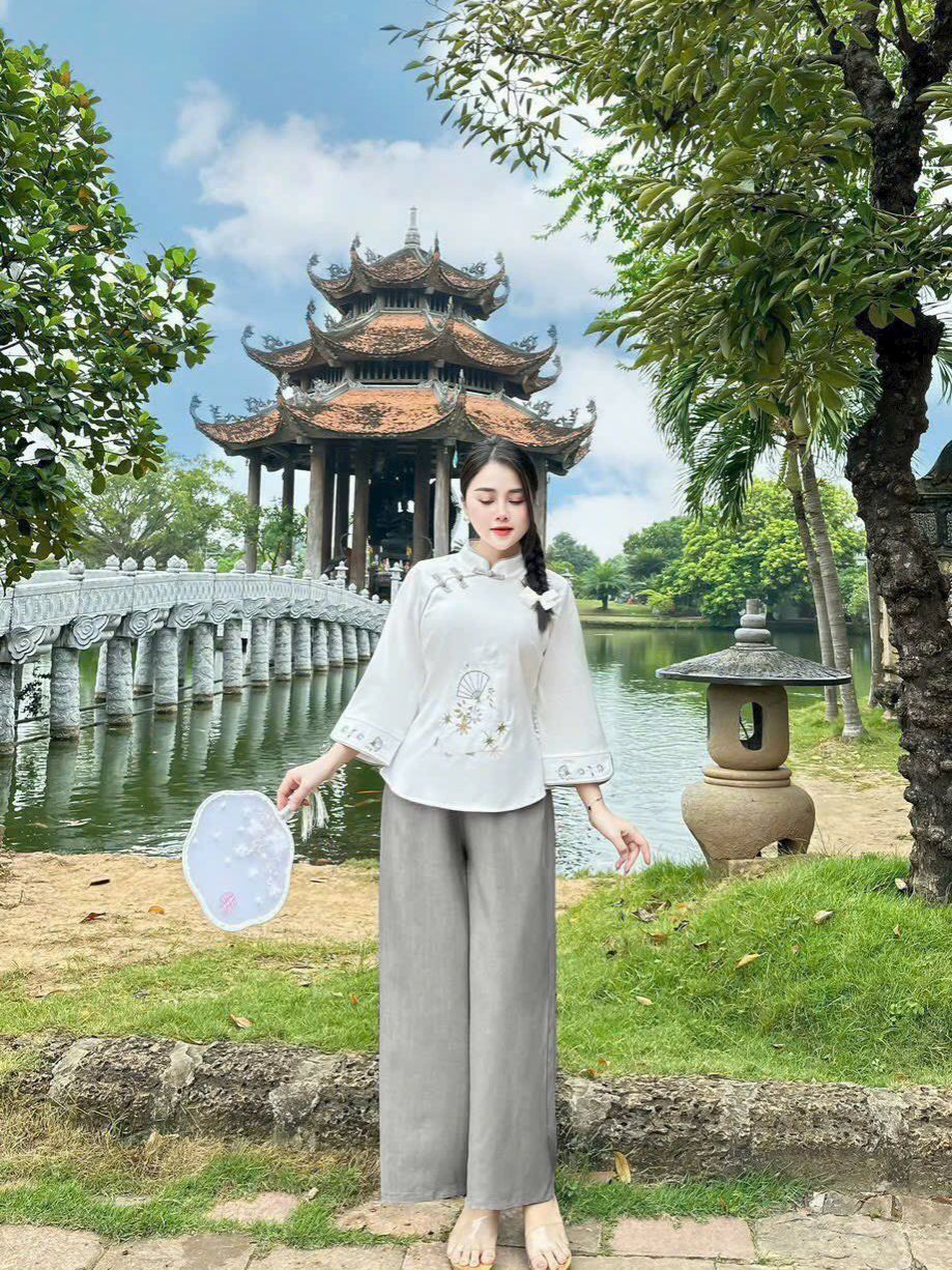 Set bộ lam, đồ lam đi lễ chùa chất liệu đũi xước cao cấp, áo tay lửng thiết kế nút gài lệch cổ tàu xinh xắn