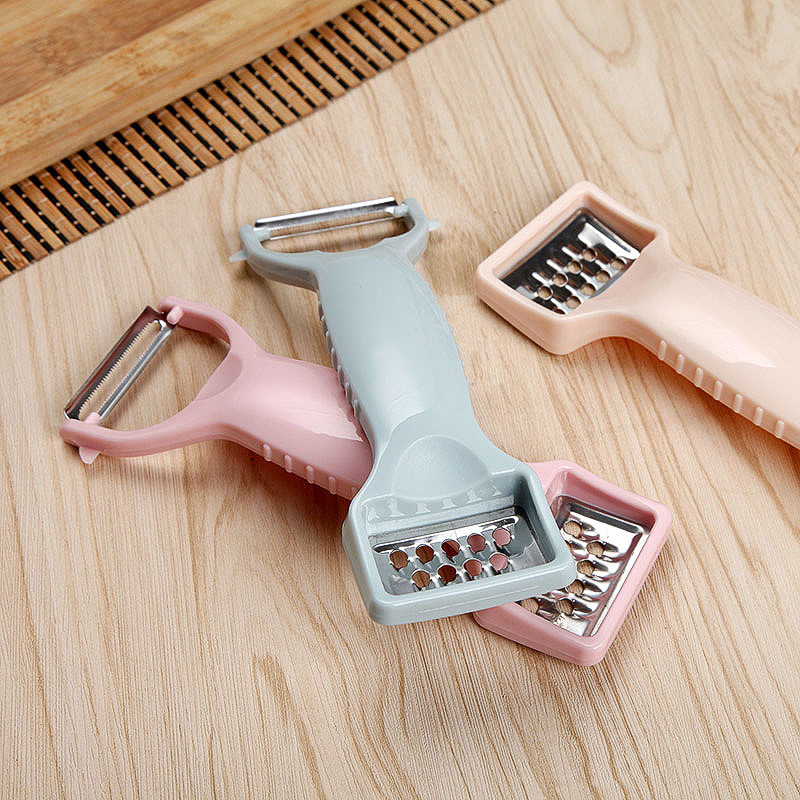 Convenient 2-Headed Fruit and Vegetable Peeler