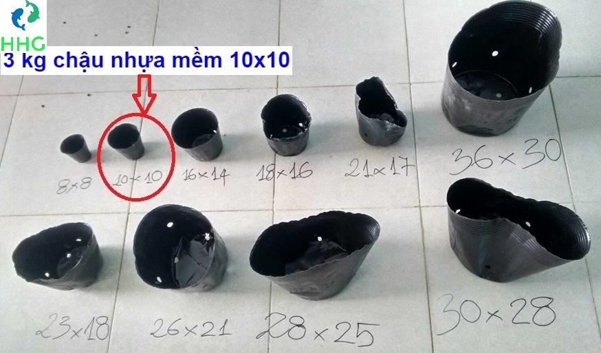 3kg chậu nhựa mềm ươm cây 10x10 , 3kg = khoảng 1515 chậu 10x10