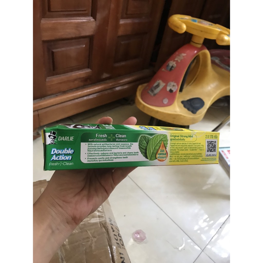 Kem đánh răng ông tây Thái Lan ( hộp 2 tuýp)
