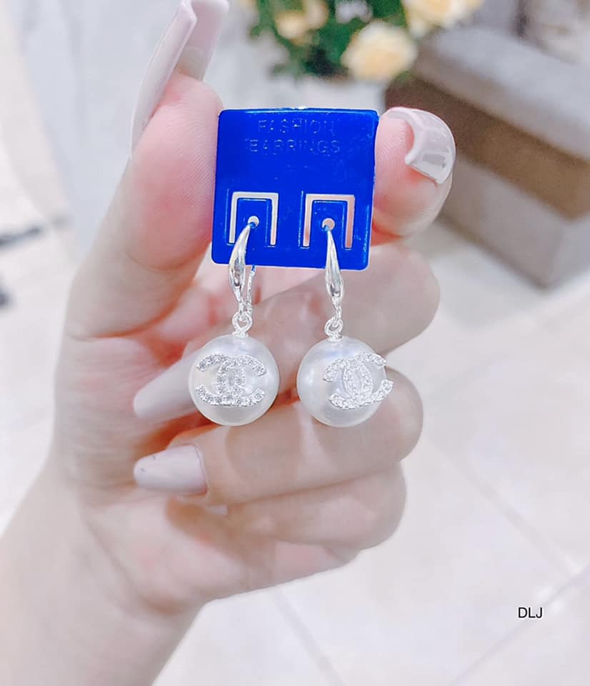 Bông tai bạc móc quả trai to