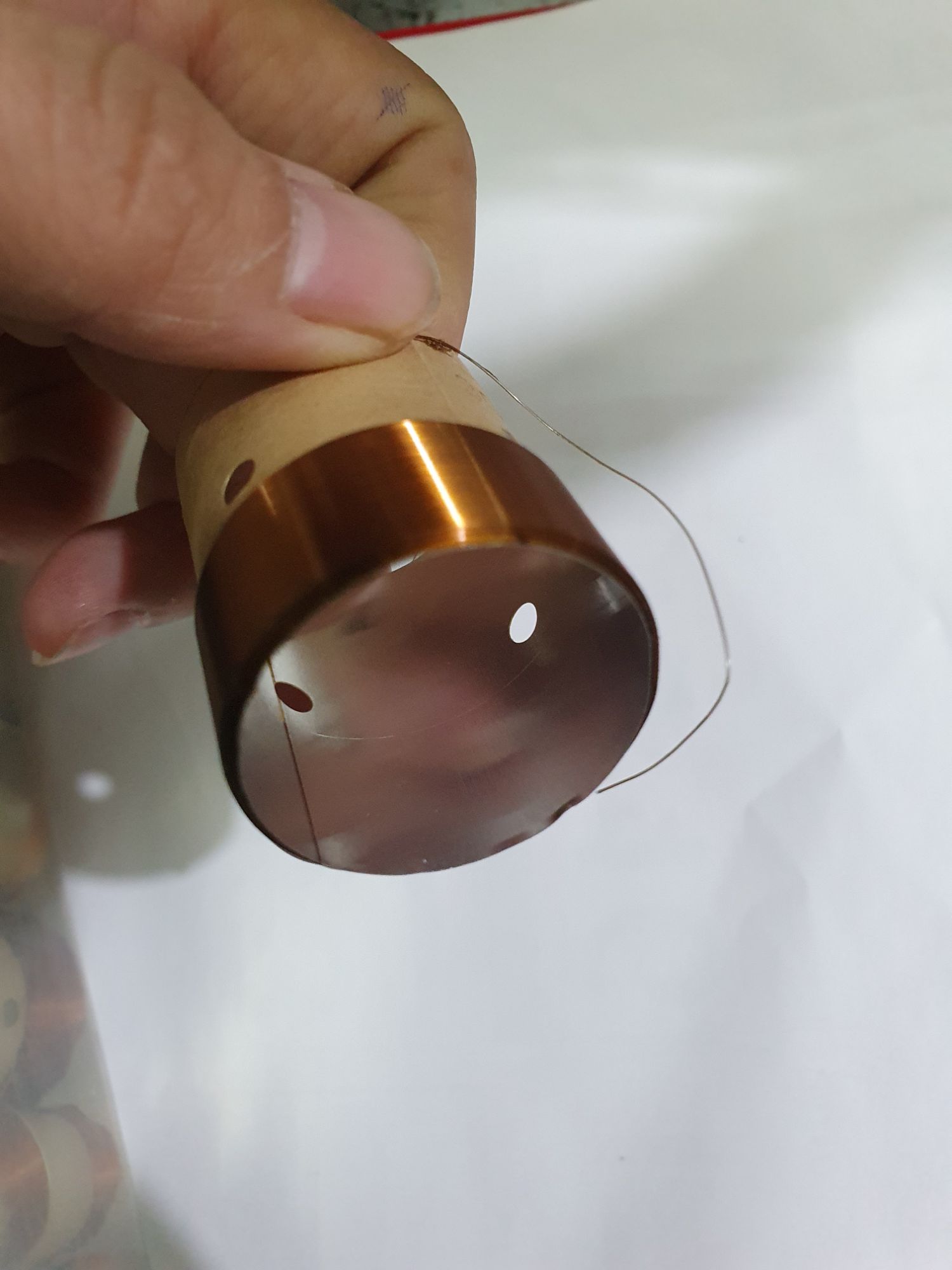 2 chiếc côn loa 30.5 4 lớp