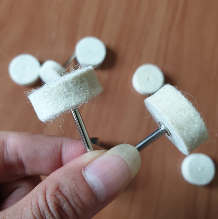 bánh xe bông nỉ đánh bóng cán 3mm dùng cho máy khoan mini máy khoan mài khắc tặng kèm 1 lọ sáp đánh bóng đa năng