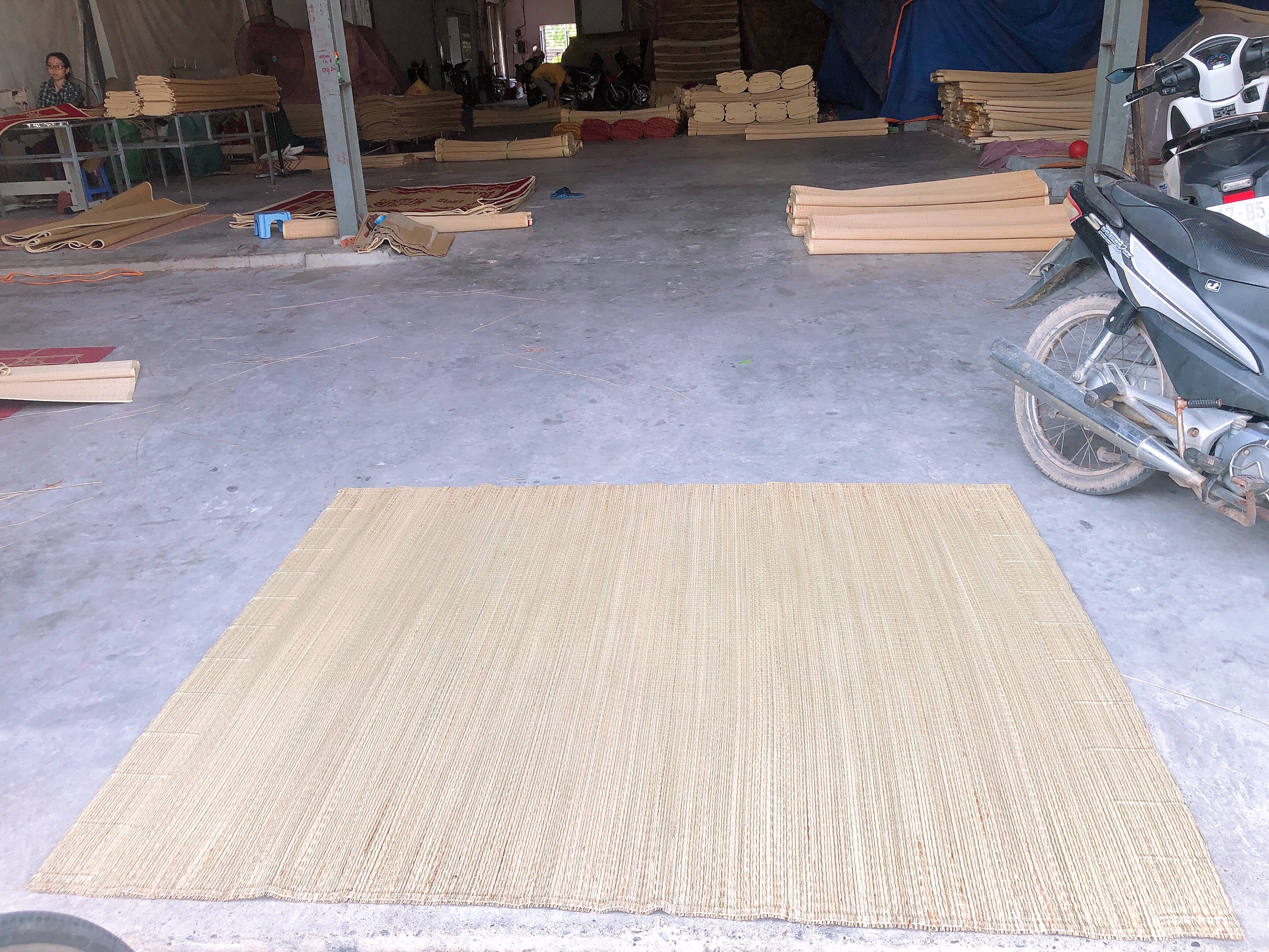 Chiếu Cói Trắng Siêu Rẻ Kích Thước 1m2 / 1m5 / 1m6
