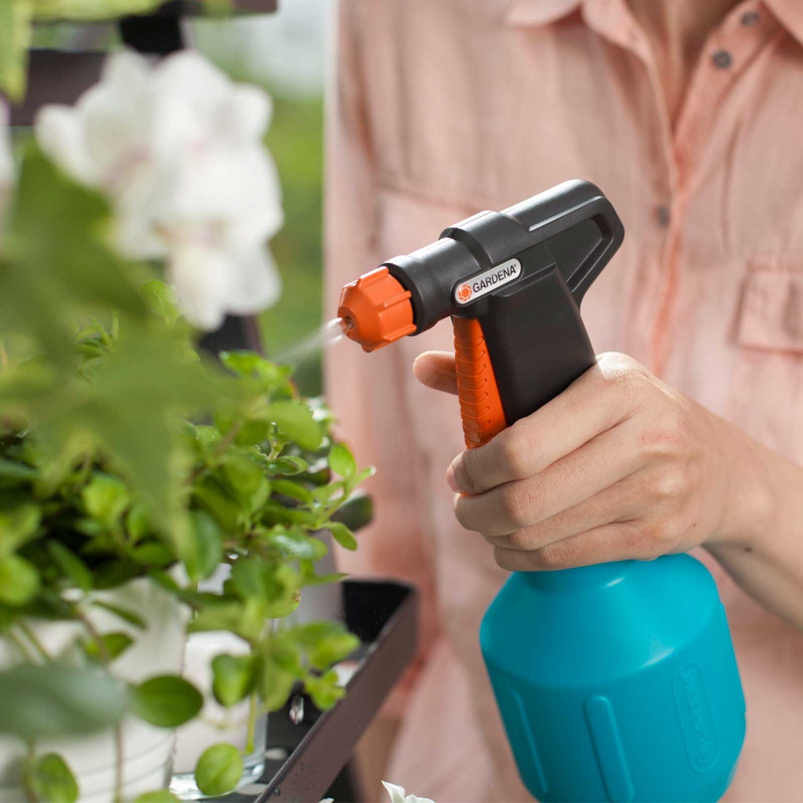 [Hàng Đức] Bình xịt tưới 1 lít (Gardena 0805)