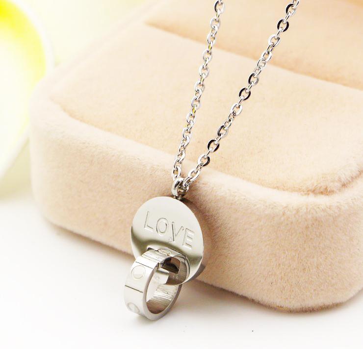 Dây Chuyền Love Titan Không Đen TT 0084