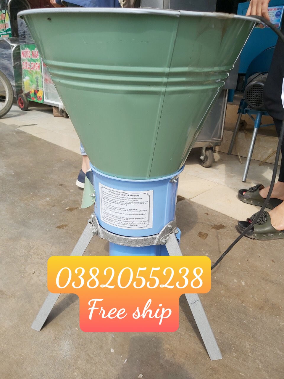 Máy xay bèo tây , rau muống cho heo gà vịt tại Đồng Tháp