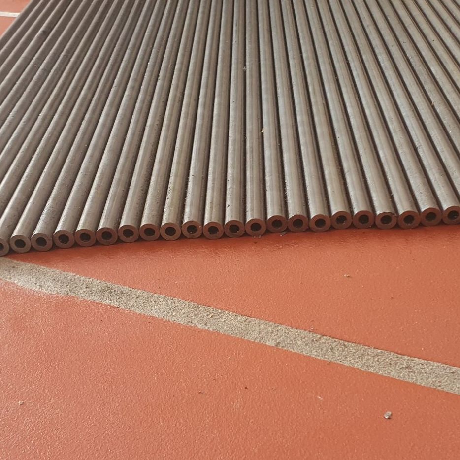 Ống thép đúc phi 16 lỗ 8.05 dài 1 mét