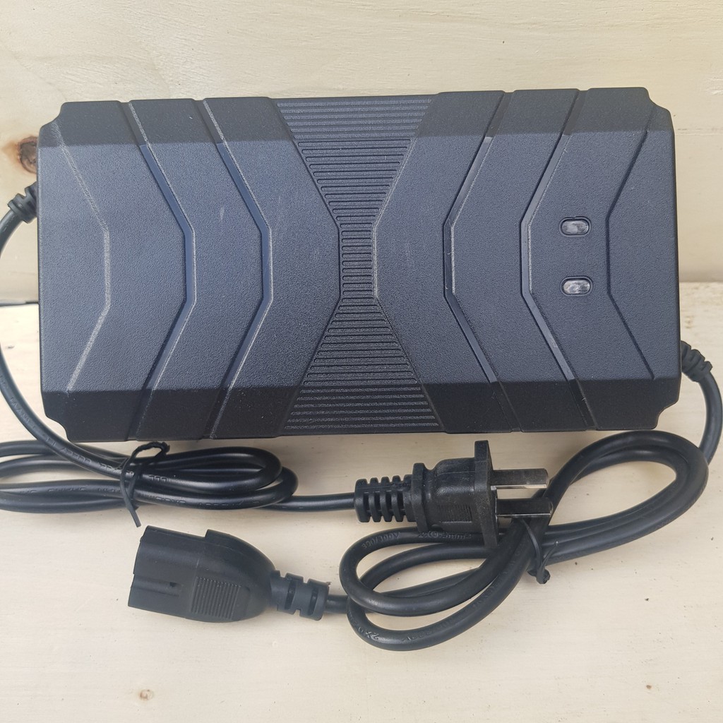 Sạc Xe Điện 72V 20AH-30Ah