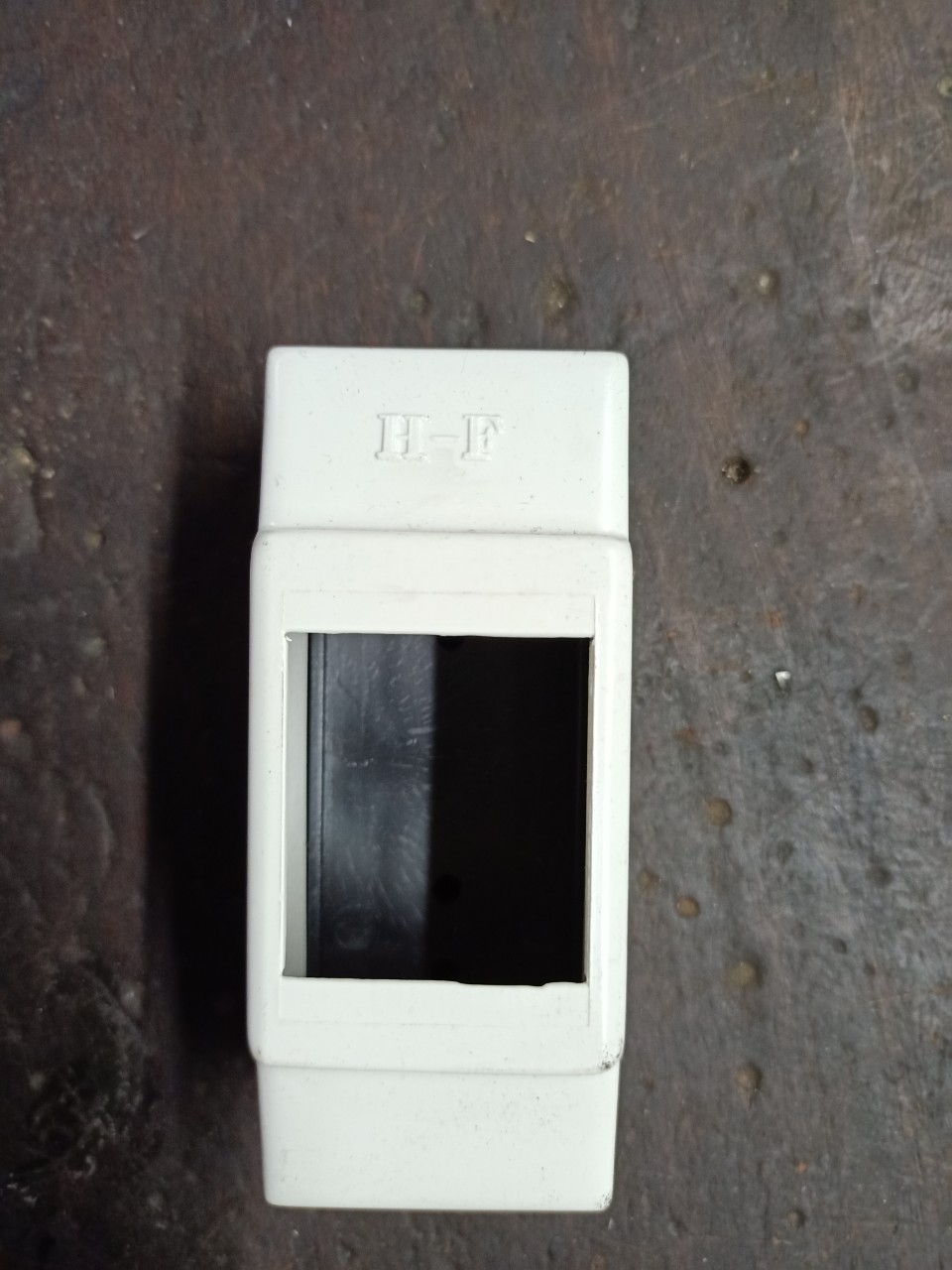 Hộp nổi cb cóc