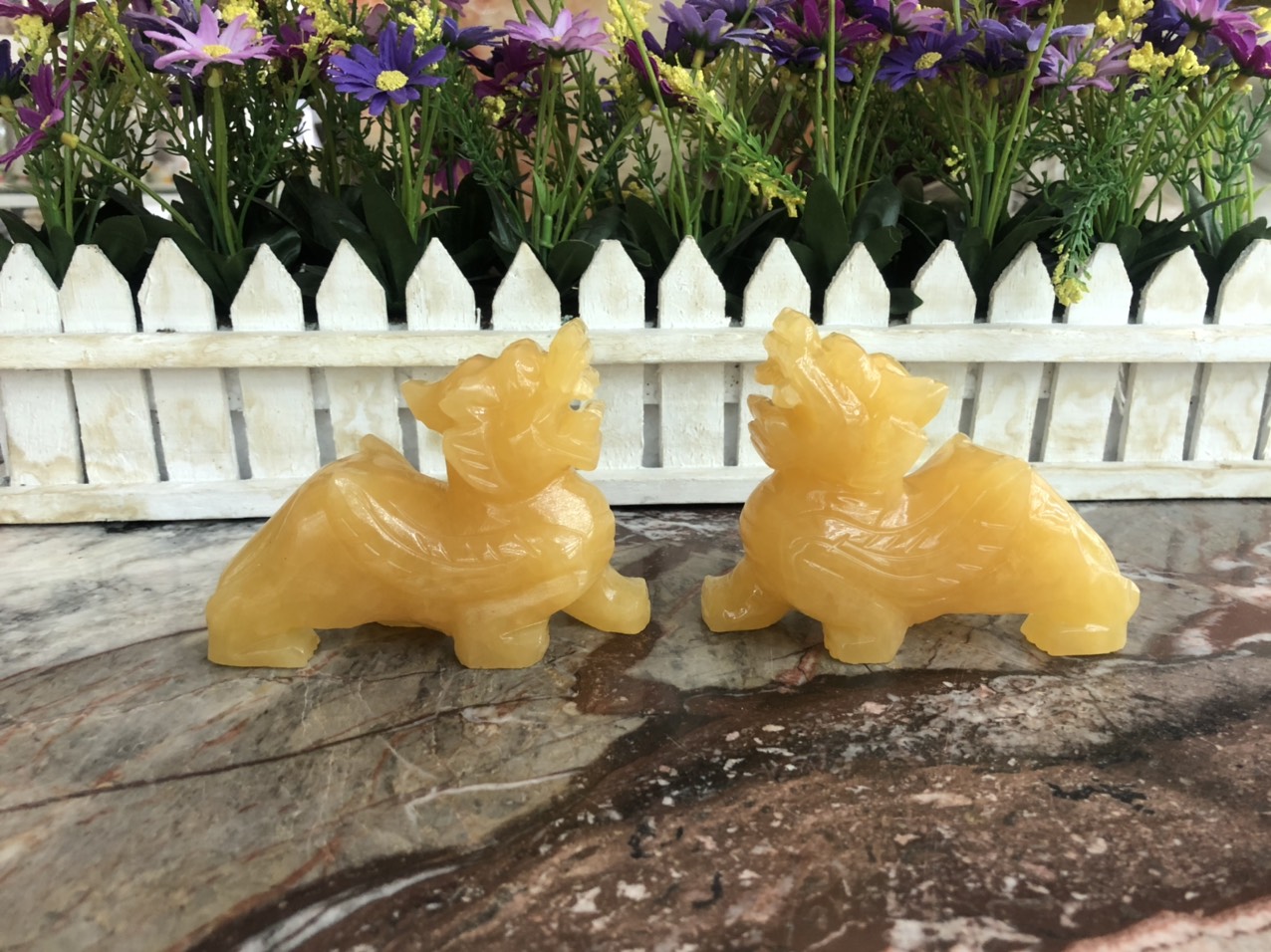 Cặp Tỳ Hưu phong thủy đá ngọc hoàng long - Dài 10 cm