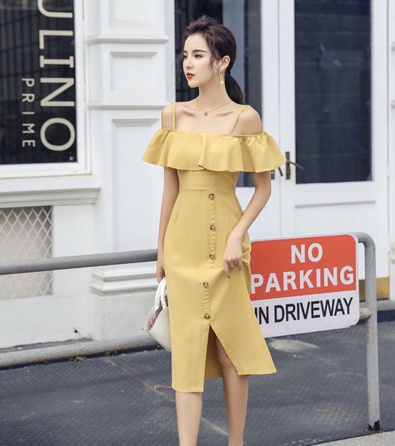 [HCM]Đầm vàng nhạt 2 dây freesize dưới 45kg