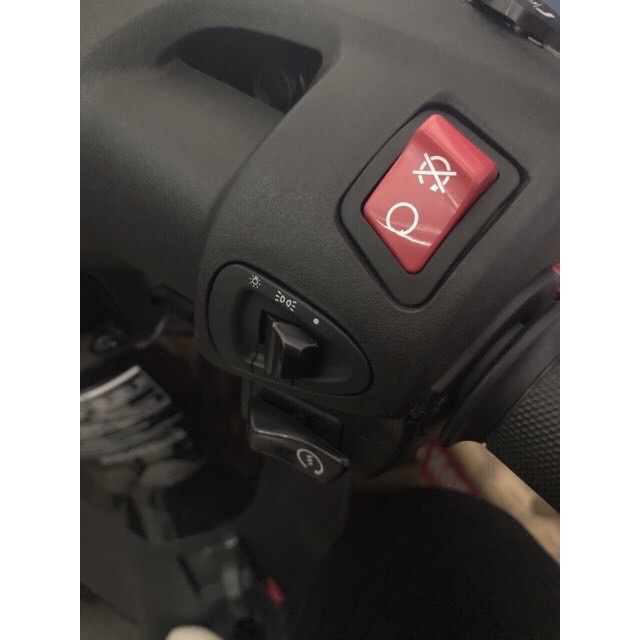 Công Tắc Máy Tạm Thời SH300i Zin Honda (35130KWN671)