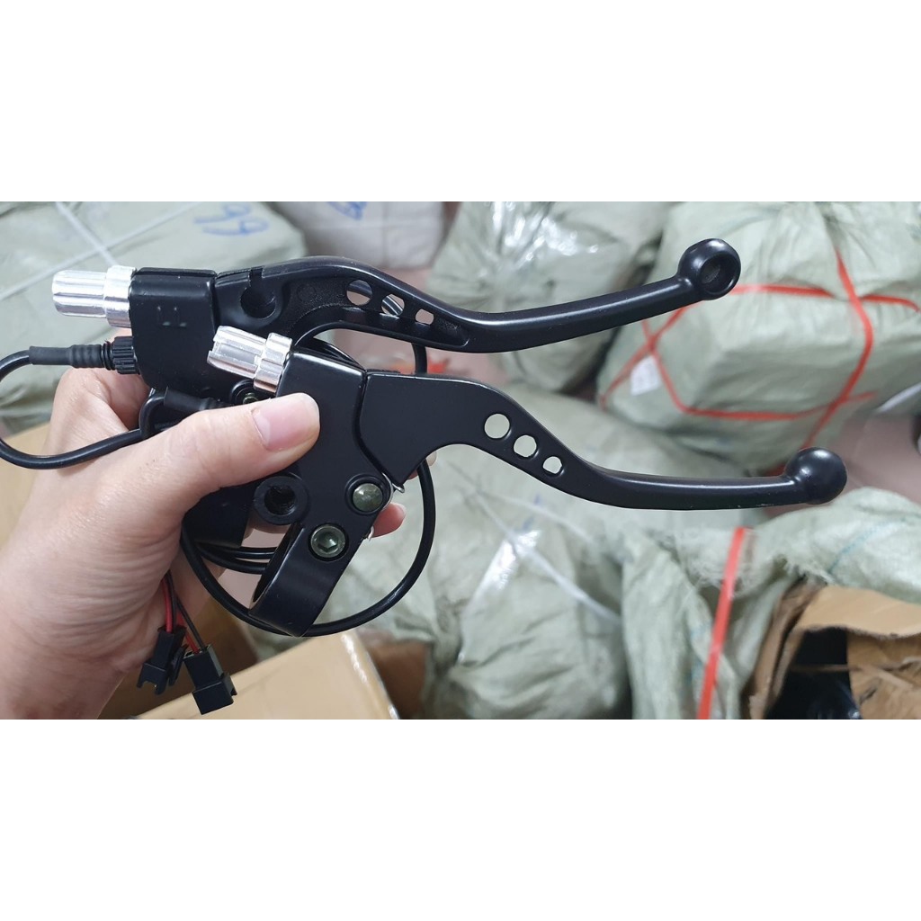 3-Hole Brake Handle for Electric Vehicles 133m, 133S (1 Pair)