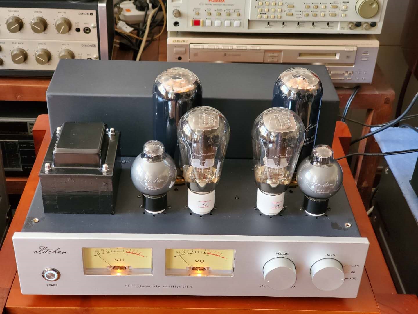 Amply đèn Oldchen sử dụng bóng 845 và 300B
