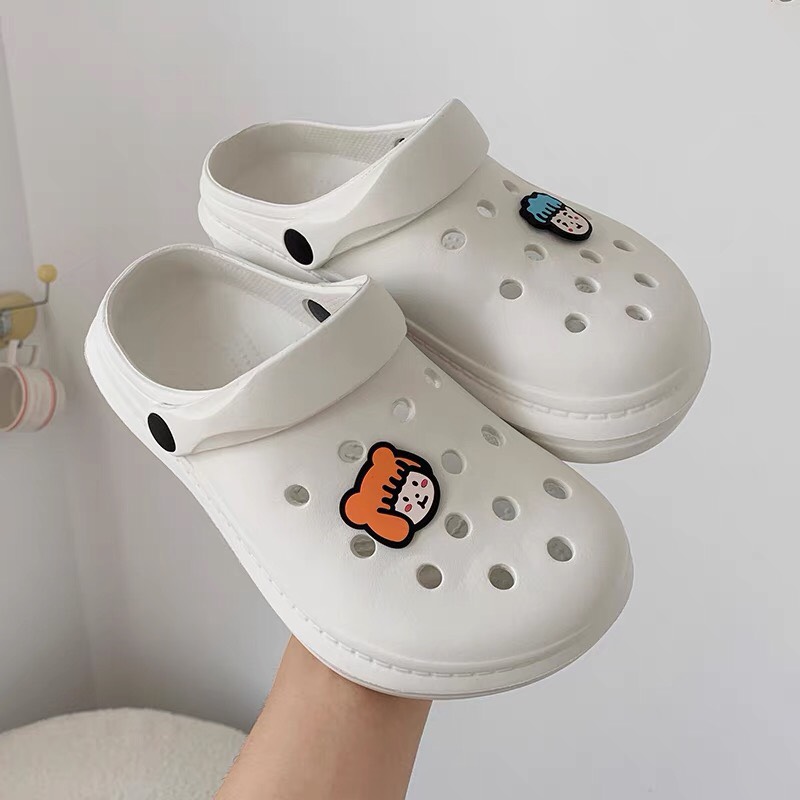 Hàng mới về- dép quai ngang nữ ,Dép Crocs  đủ màu đính sticker cực đẹp (video thật)