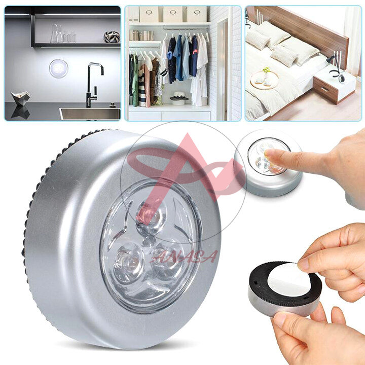 Đèn 3 bóng dán tường