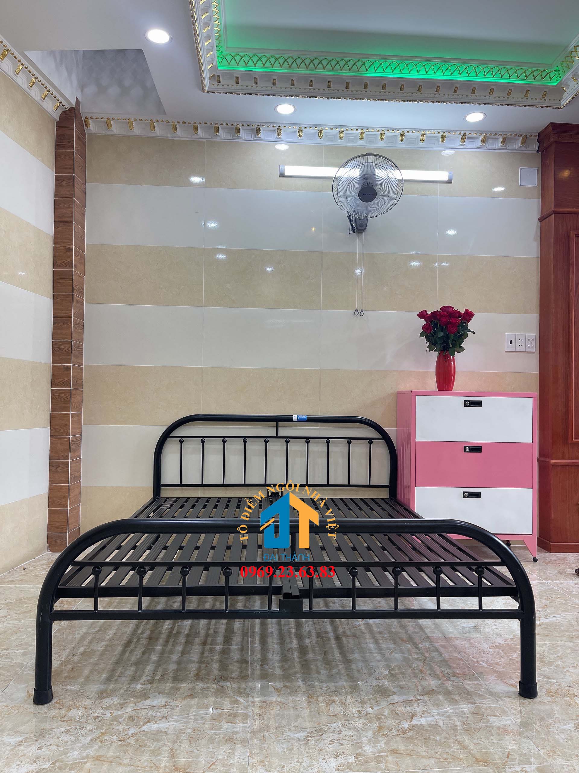 Giường sắt mỹ nghệ 1m8x2m Đại Thành 01
