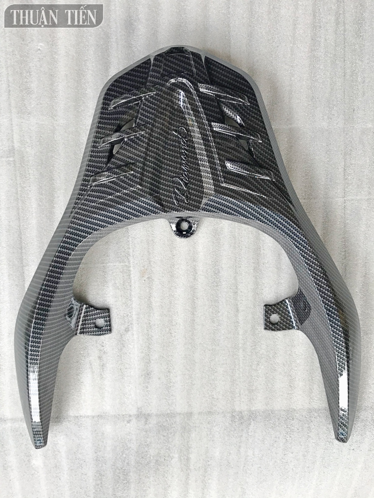 SH mode 2020 high quality plastic or carbon paint, the product is both beautiful and anti-scratch for your vehicle