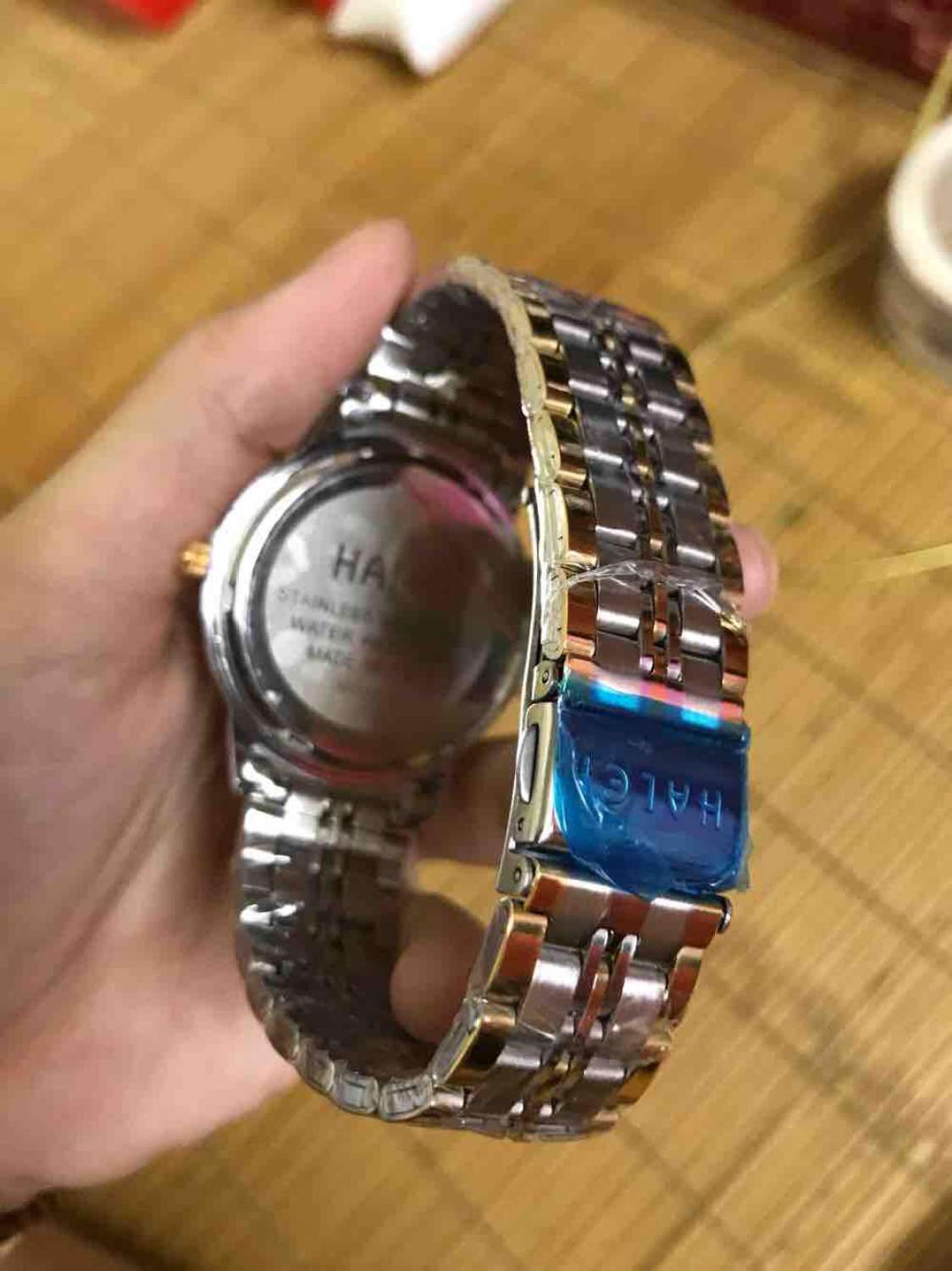 Đồng hồ nữ Halei ,dây pha vàng cao cấp halei