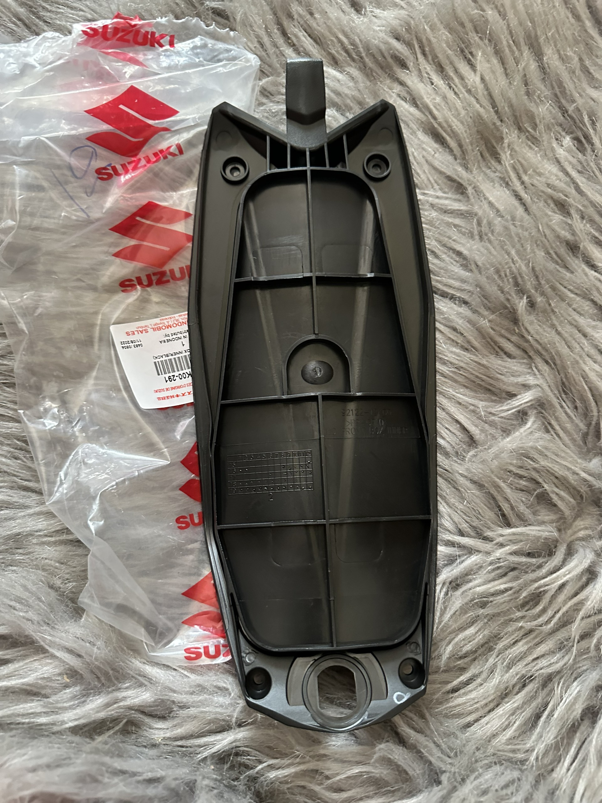 nhựa nhám nắp cốp satria fi raider fi