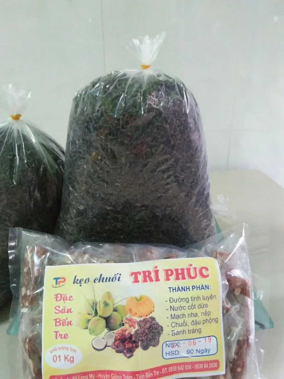 01 kg trà Thái Nguyên loại 1 ( tặng 0.5 kg kẹo chuối Bến Tre)