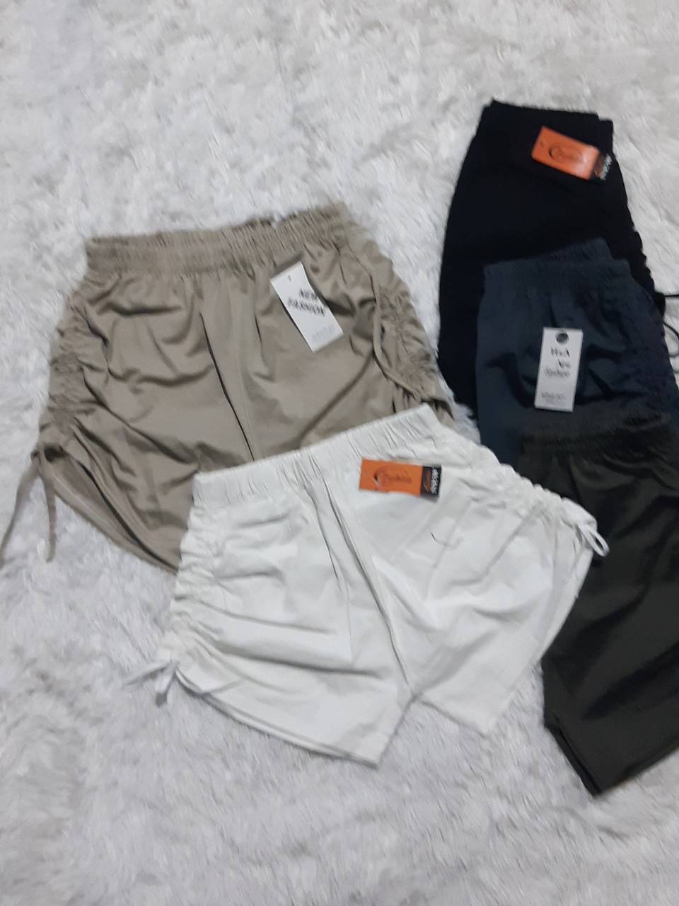 Quần short kaki nữ co giãn có rút dây 2 bên