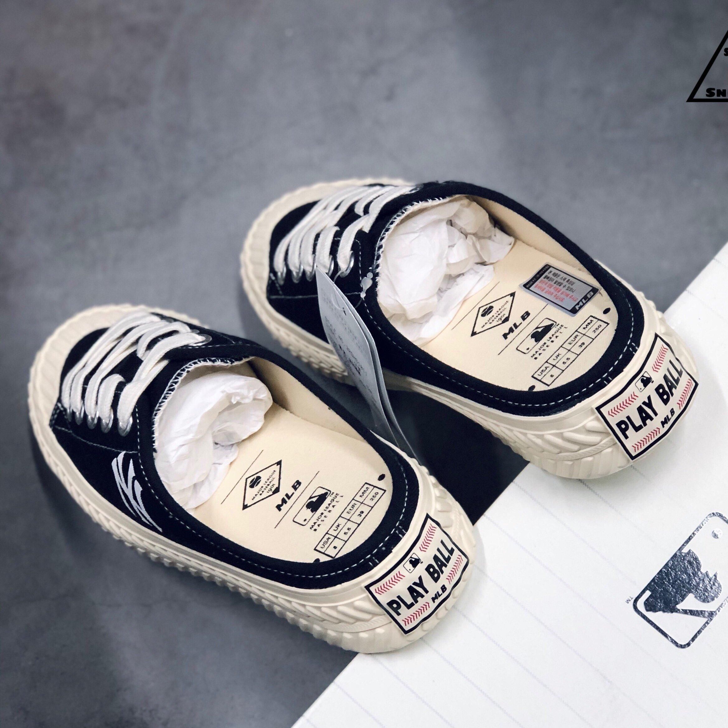 Sục Nữ Sneaker MLB MULE NEW YORK YANKEES màu đen ( đạp gót MLB)