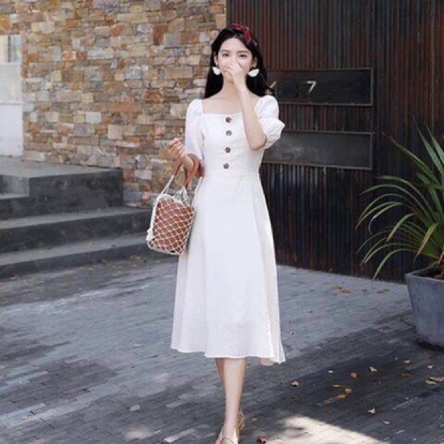 ĐẦM TRẮNG XÒE CỔ VUÔNG (có ảnh thật) MS101