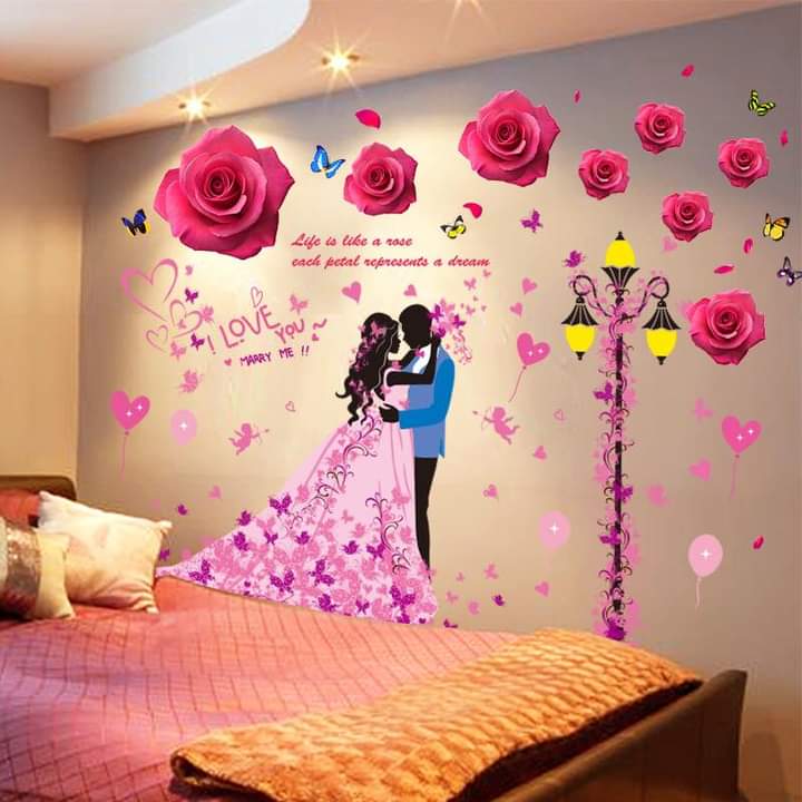 DECAL DÁN TƯỜNG HOA HỒNG ĐỎ VÀ ĐÔI TÌNH NHÂN