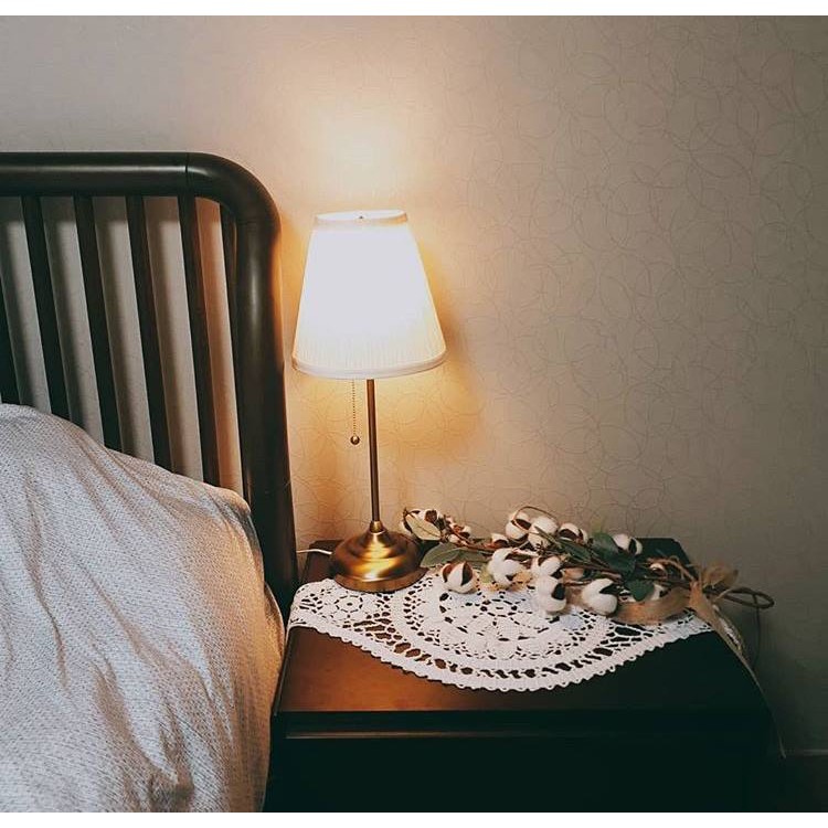 Đèn bàn ngủ trang trí ARSTID IKEA - Vàng