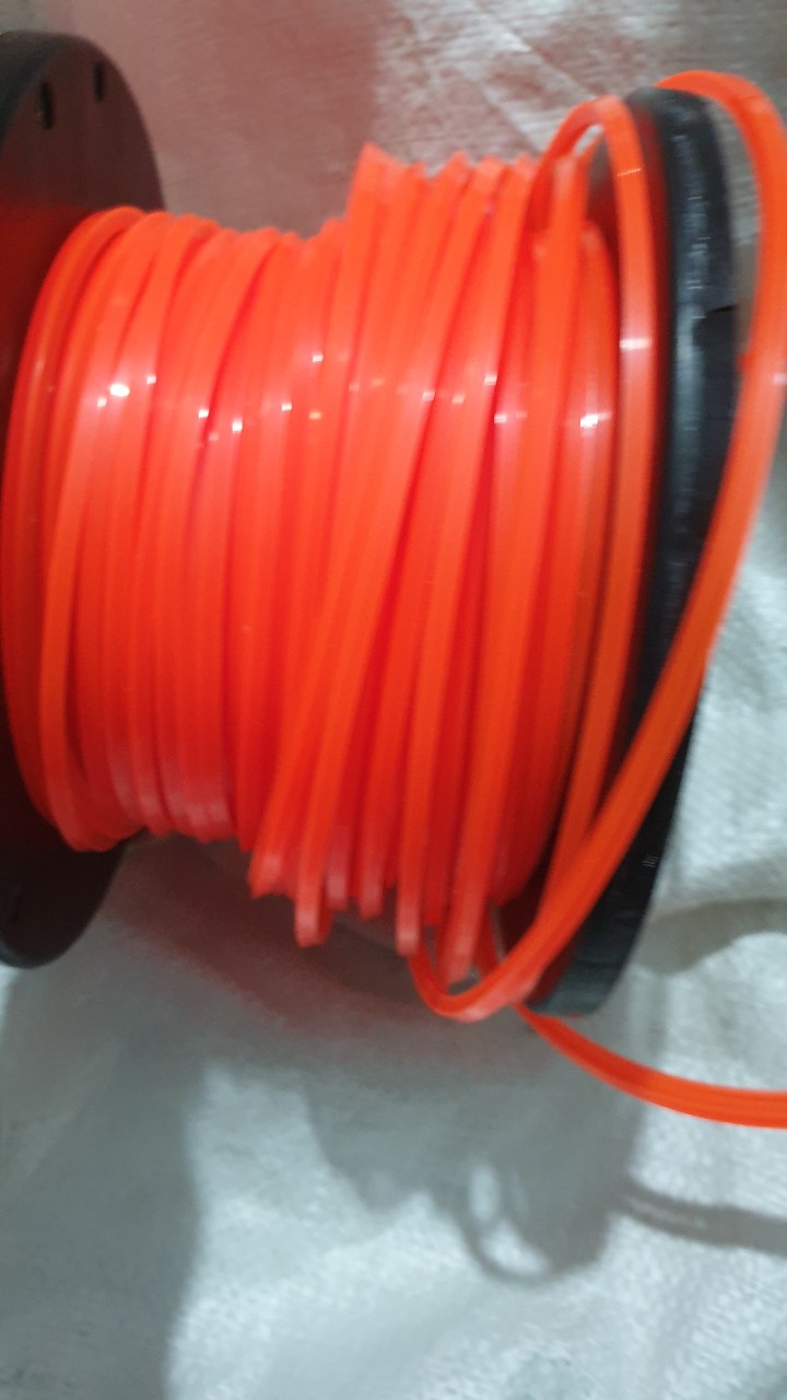 [HCM]( 3.5mm - cước vuông)  Cước phát cỏ cam /  dây cước máy cắt cỏ. 10m - 20M