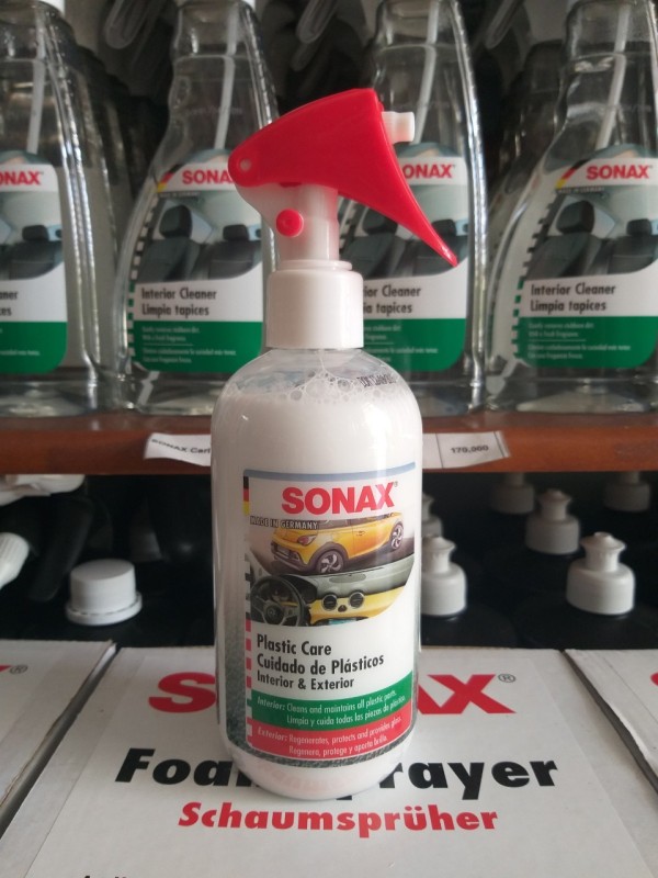 Dung dịch xịt làm mới bảo dưỡng nhựa trong và ngoài xe 300ml - Sonax plastic care interior & exterior