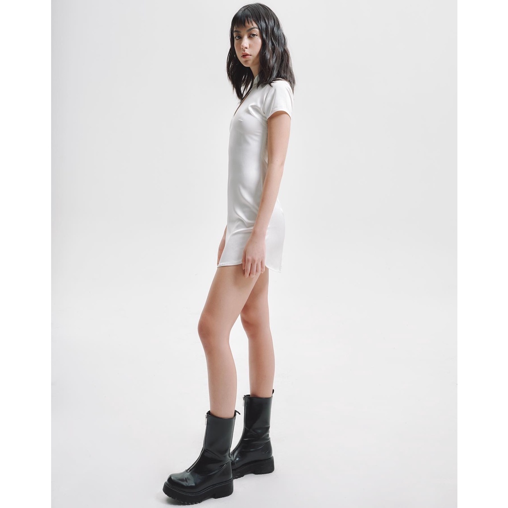 White Silk Mandarin Dress - Đầm Lụa Mini Cut Out