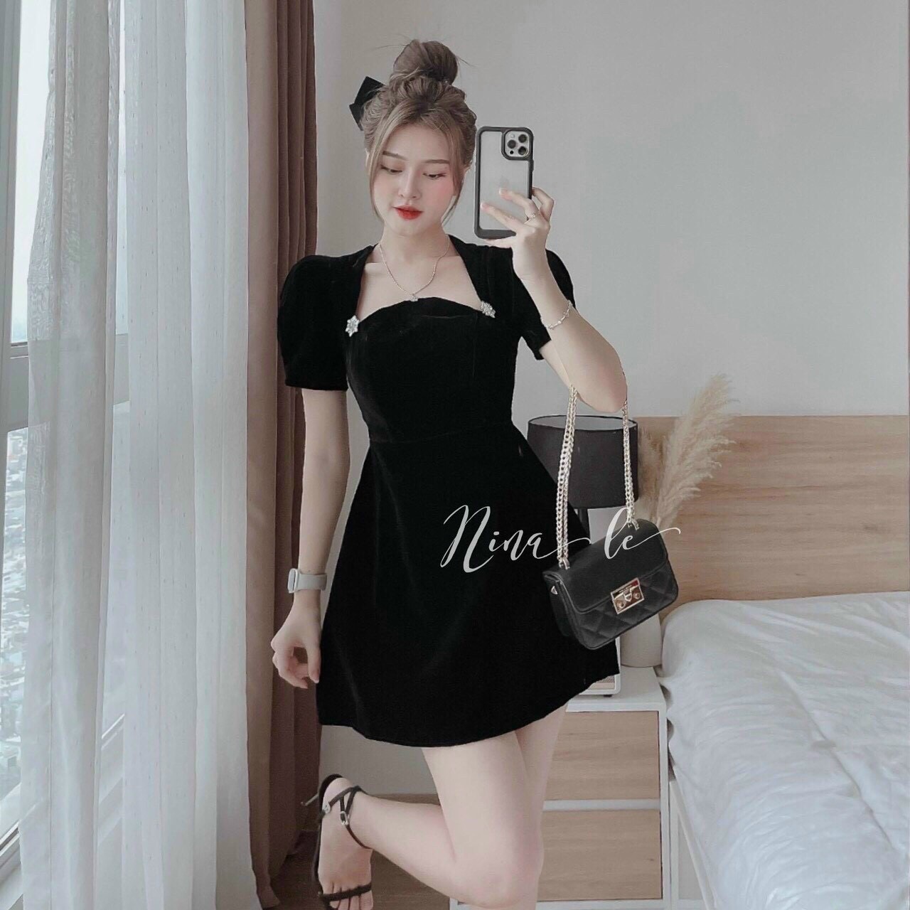 Váy đầm nữ nhung cứng phụ kiện