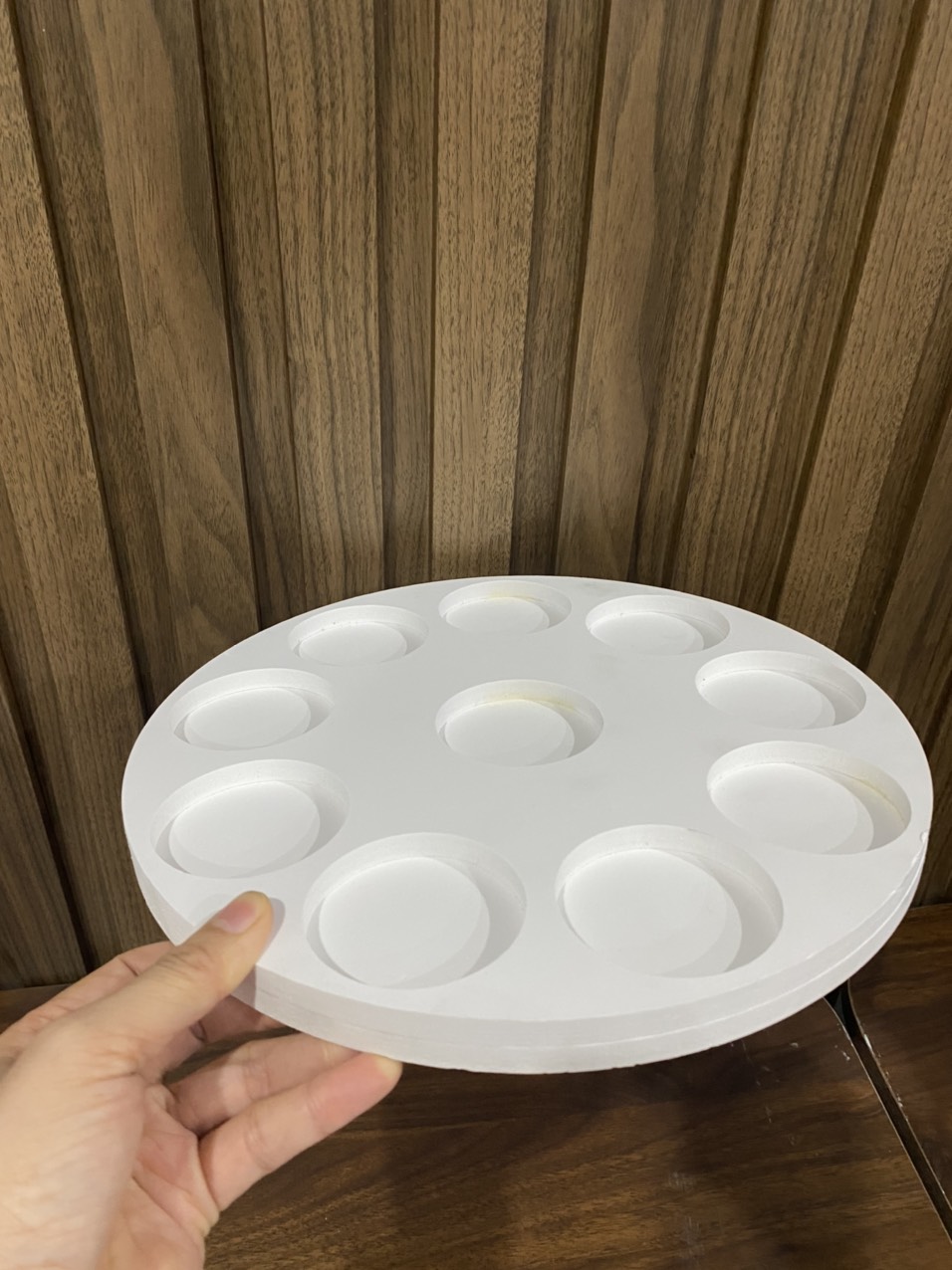 KHAY ĐẾ TRƯNG BÀY THÁP NƯỚC THỜ