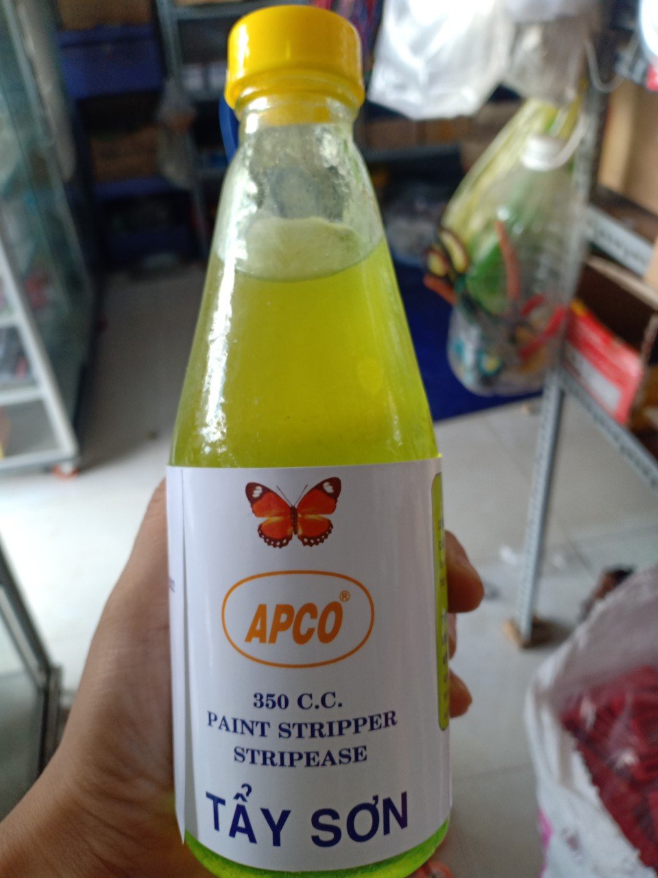 Dung dịch tẩy sơn, chất tẩy sơn APCO trên kim loại, gỗ, bê tông 350CC - diennuoc