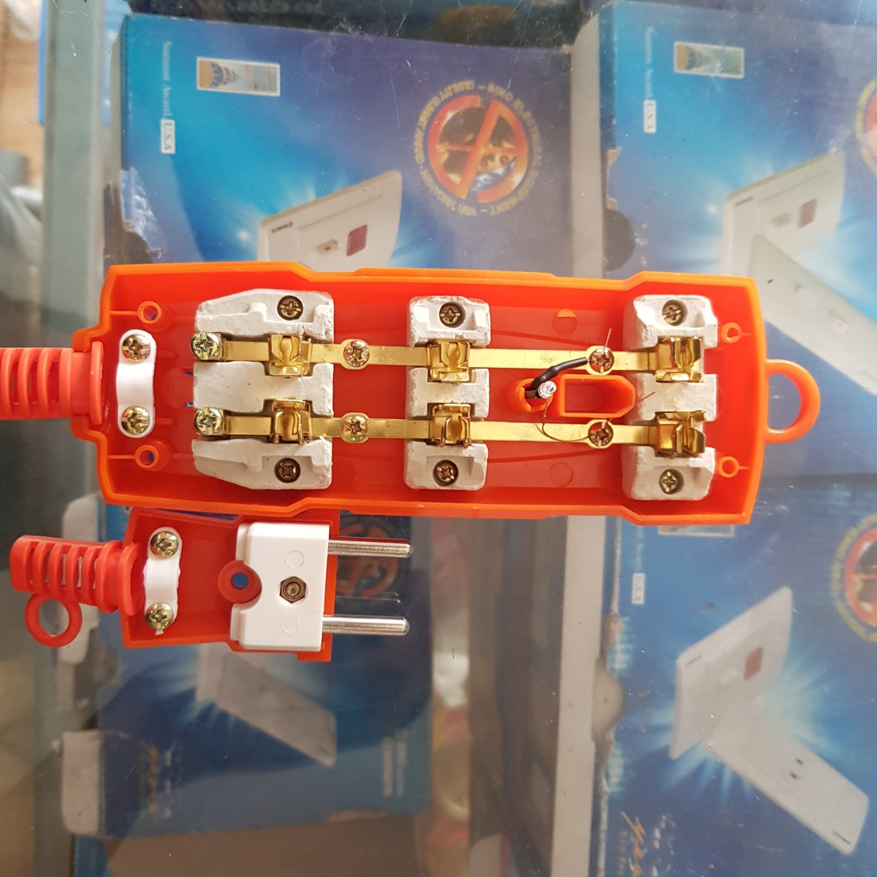 Ổ CẮM CHỊU TẢI 6000W NIVAL